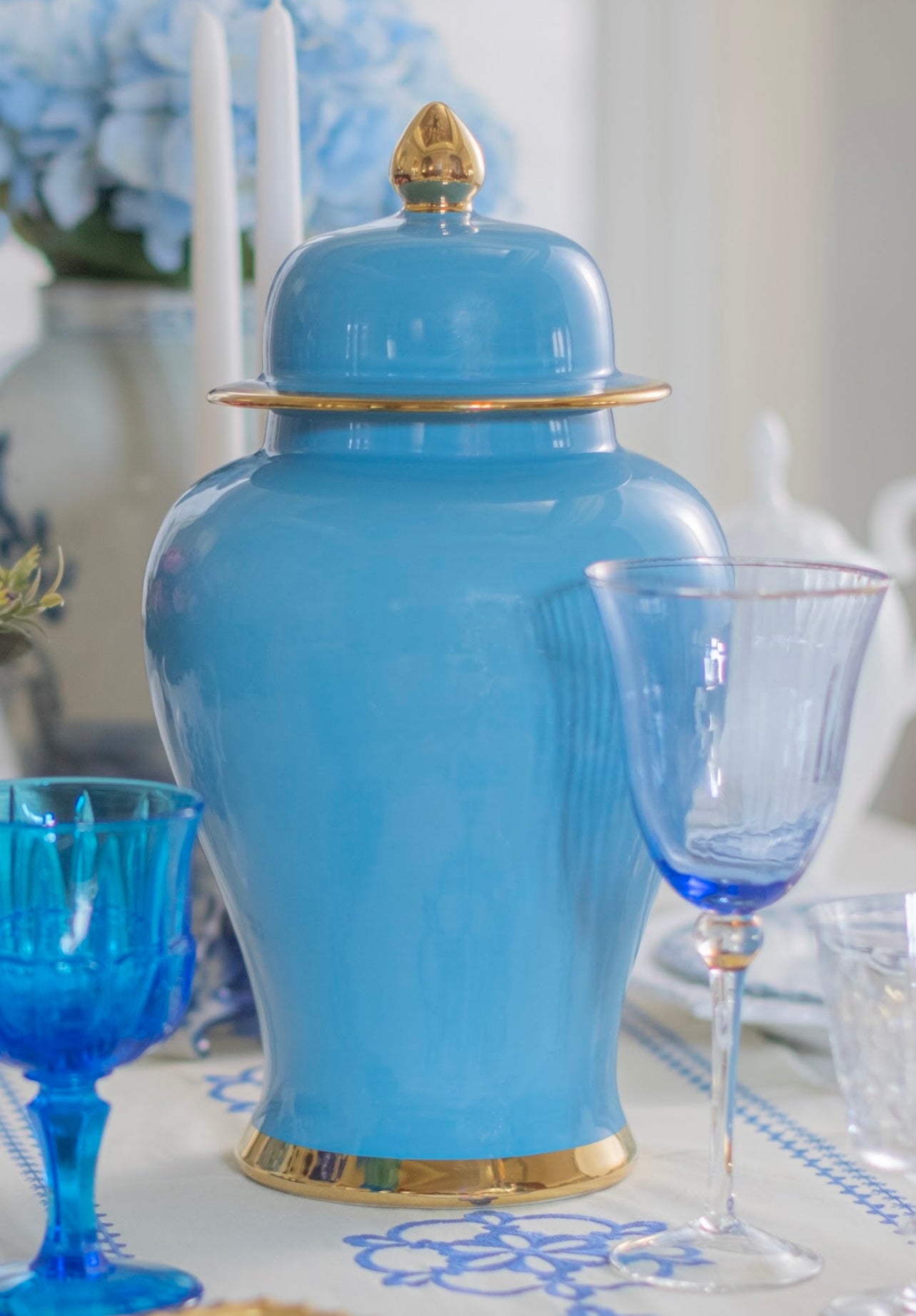 Sky Blue Jar - Chinoiseries